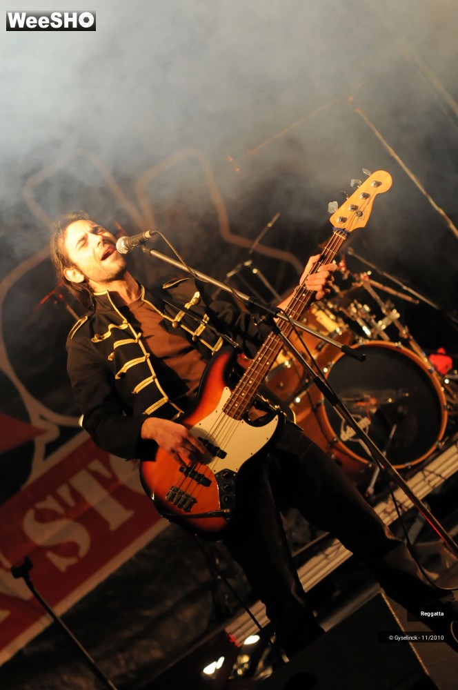 14/16 photos du spectacle Reggatta (Cover The Police)