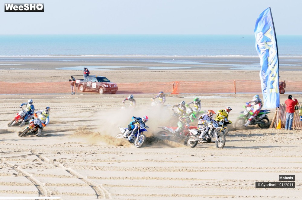 38/44 photos du spectacle Enduropale 2011