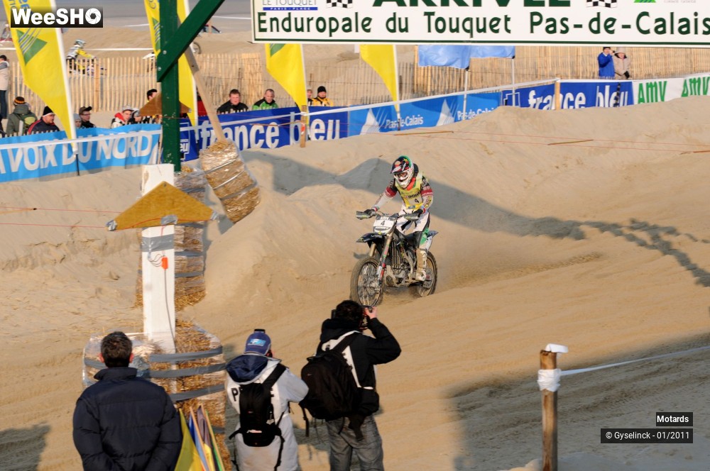43/44 photos du spectacle Enduropale 2011
