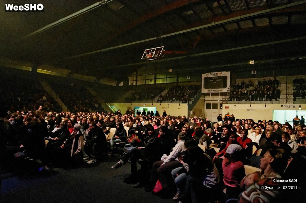 25/33 photos du spectacle Chimène BADI