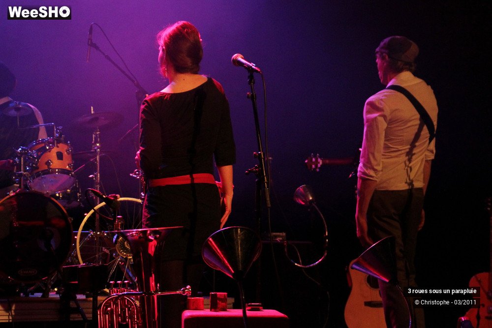 18/31 photos du spectacle 3 roues sous un parapluie