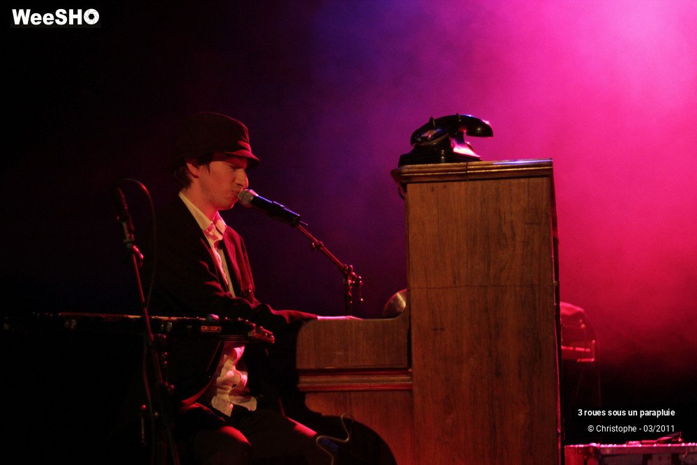 21/31 photos du spectacle 3 roues sous un parapluie