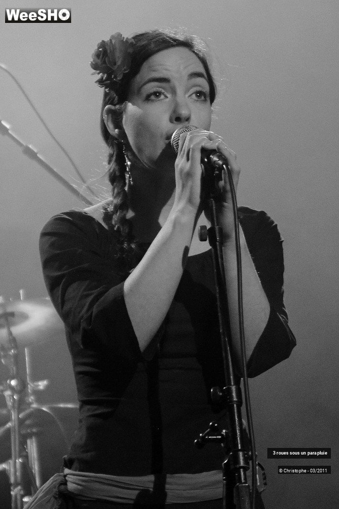 26/31 photos du spectacle 3 roues sous un parapluie