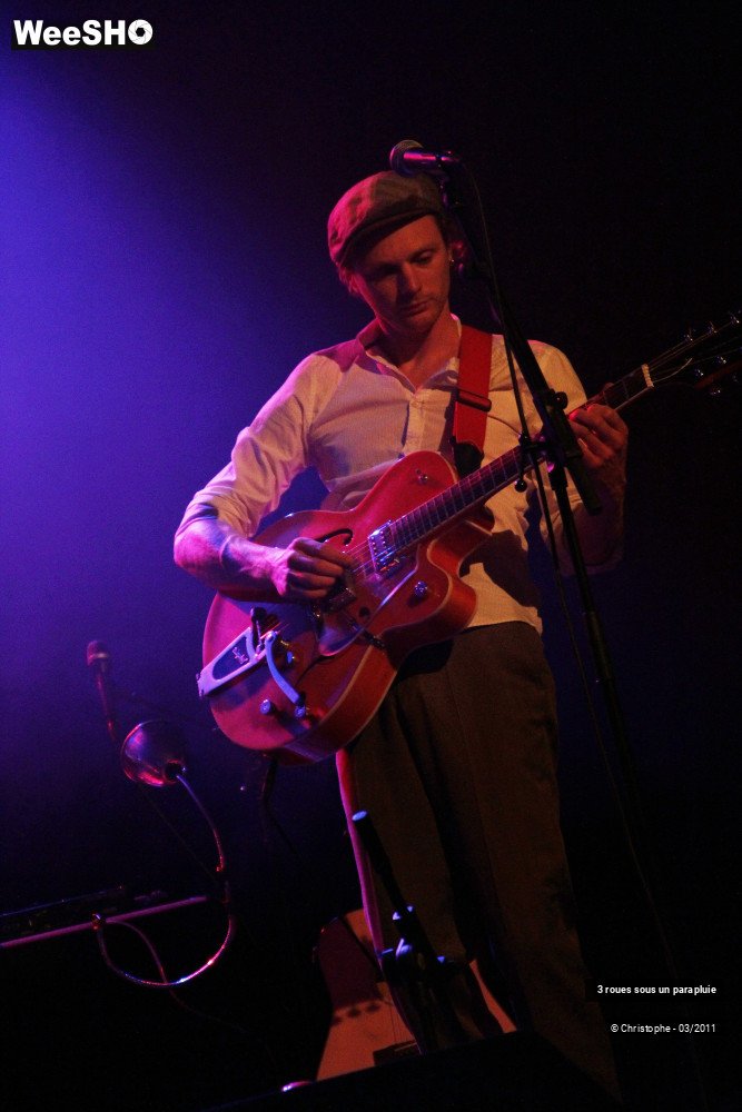 29/31 photos du spectacle 3 roues sous un parapluie