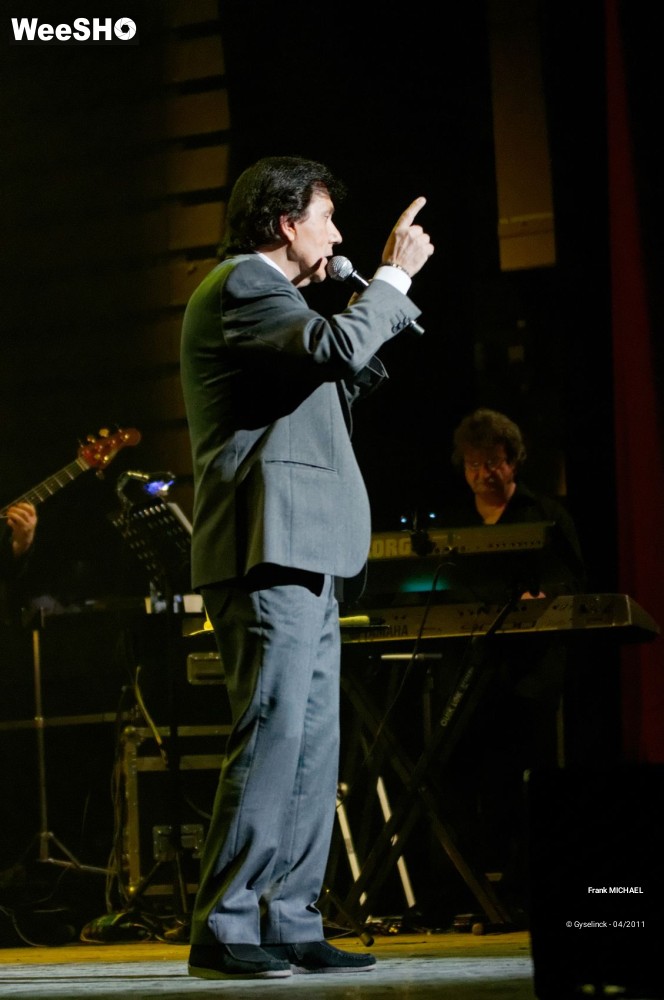 9/38 photos du spectacle Frank MICHAEL
