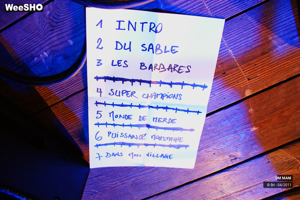 1/18 photos du spectacle OM MANI