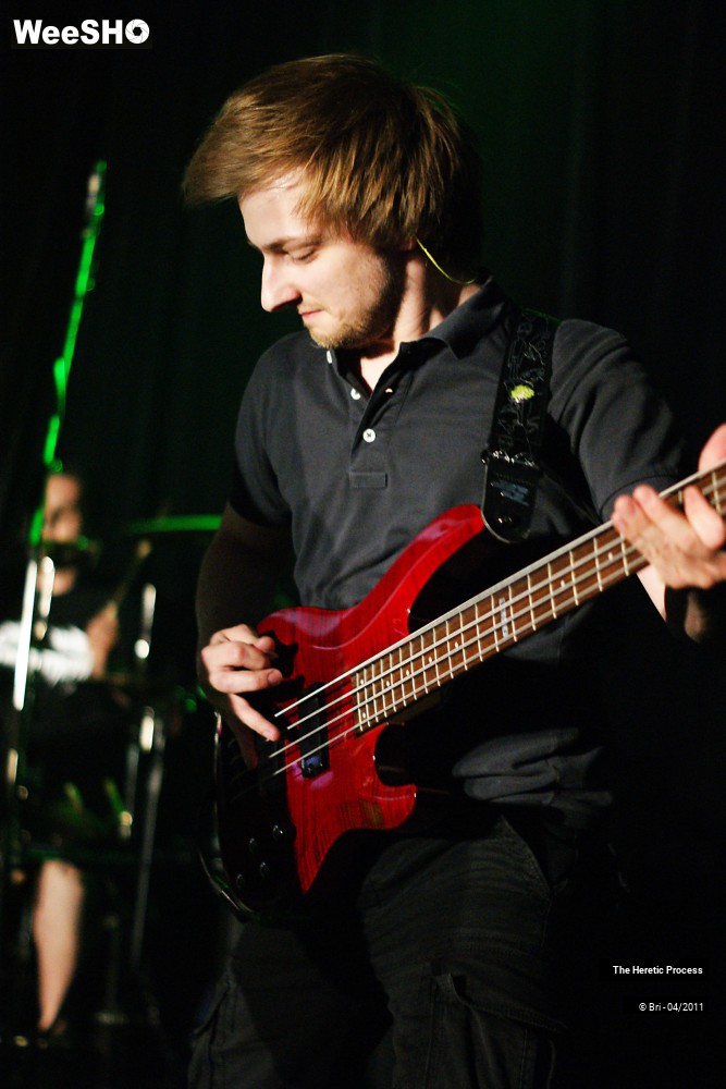 16/24 photos du spectacle The Heretic Process