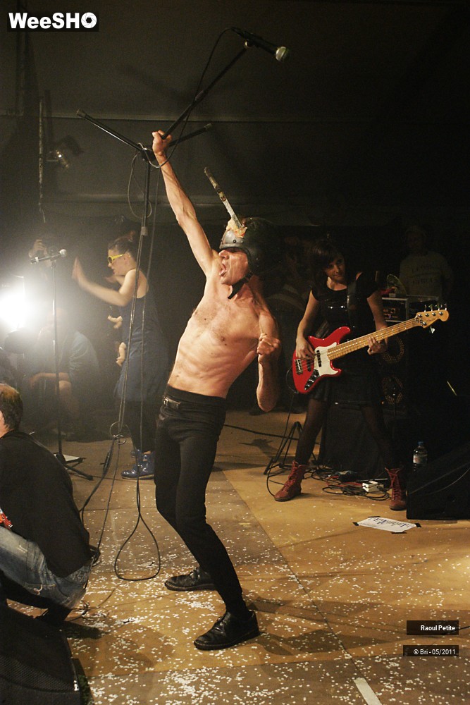 4/50 photos du spectacle Raoul Petite