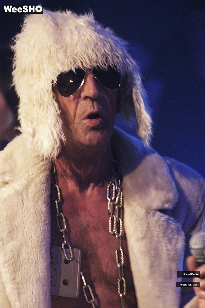 11/50 photos du spectacle Raoul Petite