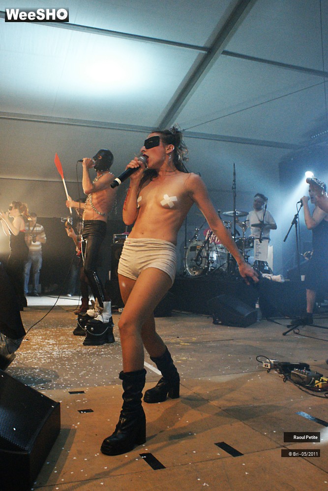 16/50 photos du spectacle Raoul Petite