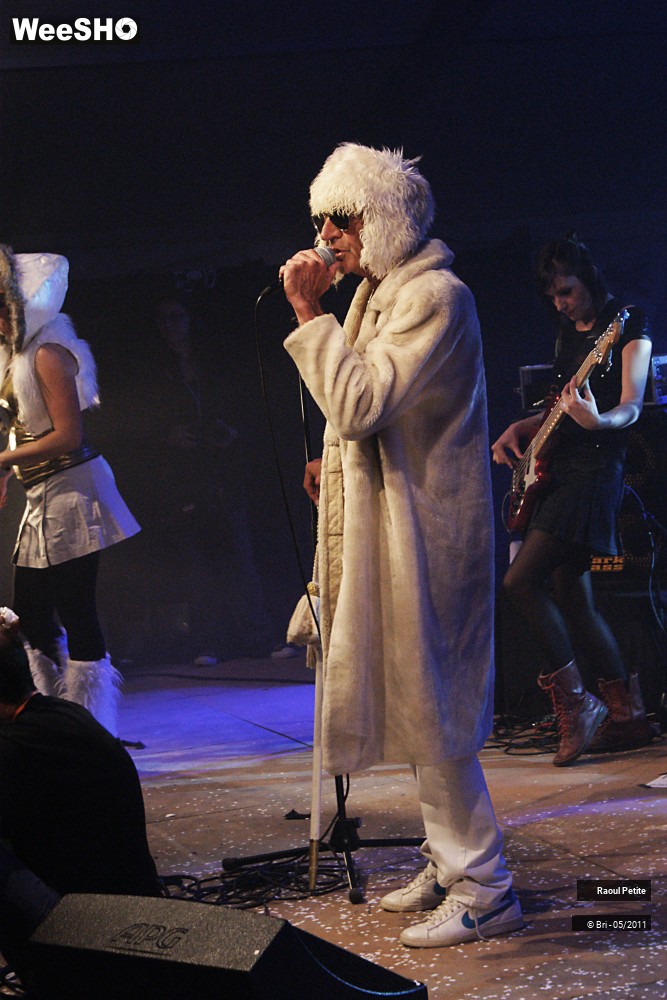 23/50 photos du spectacle Raoul Petite