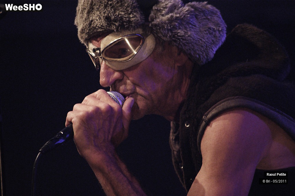 31/50 photos du spectacle Raoul Petite