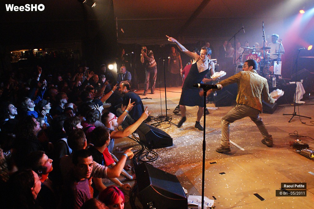 35/50 photos du spectacle Raoul Petite