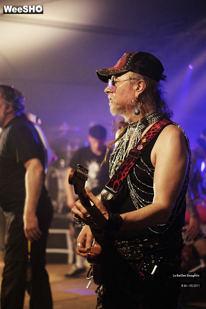 10/50 photos du spectacle Le Bal des Enragés