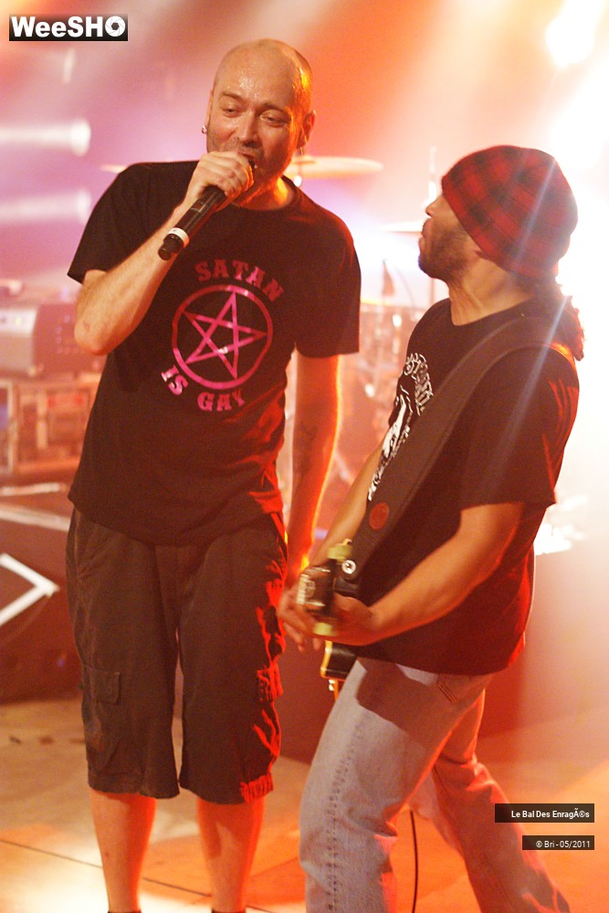 28/50 photos du spectacle Le Bal des Enragés