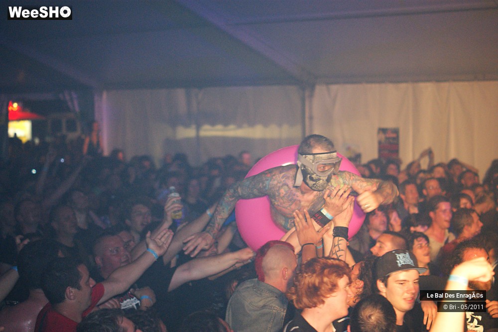33/50 photos du spectacle Le Bal des Enragés
