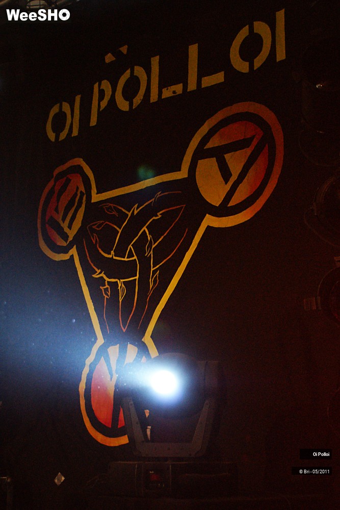 8/33 photos du spectacle Oi Polloi