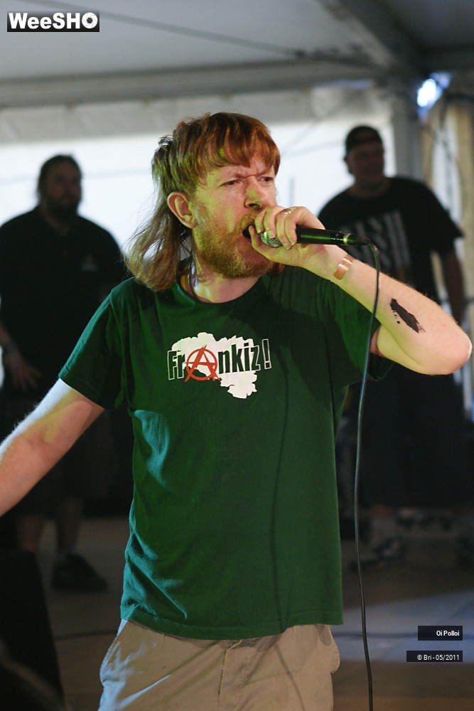 15/33 photos du spectacle Oi Polloi