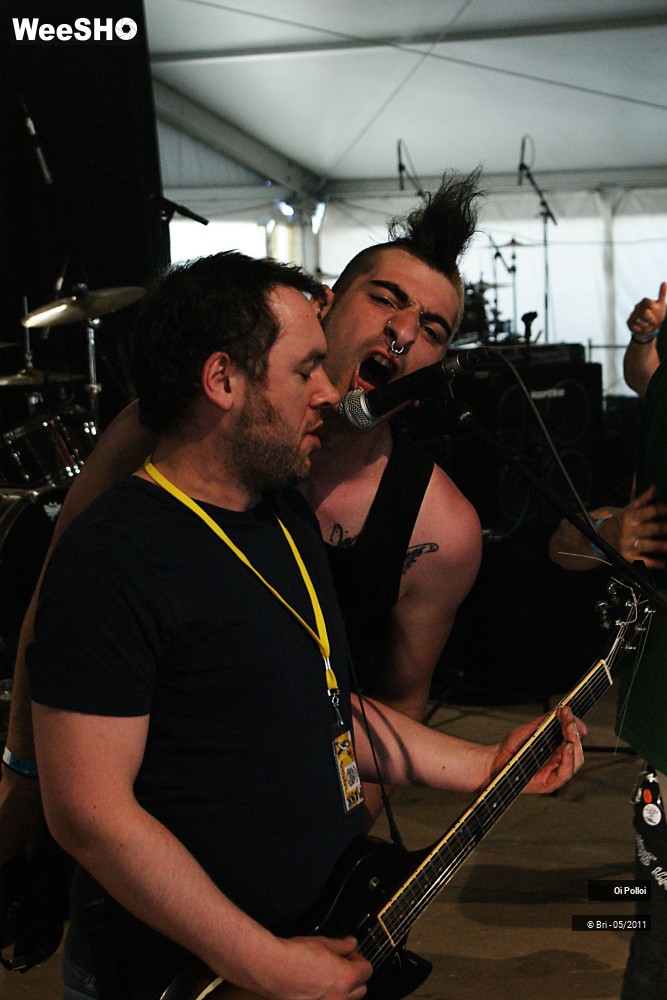 17/33 photos du spectacle Oi Polloi