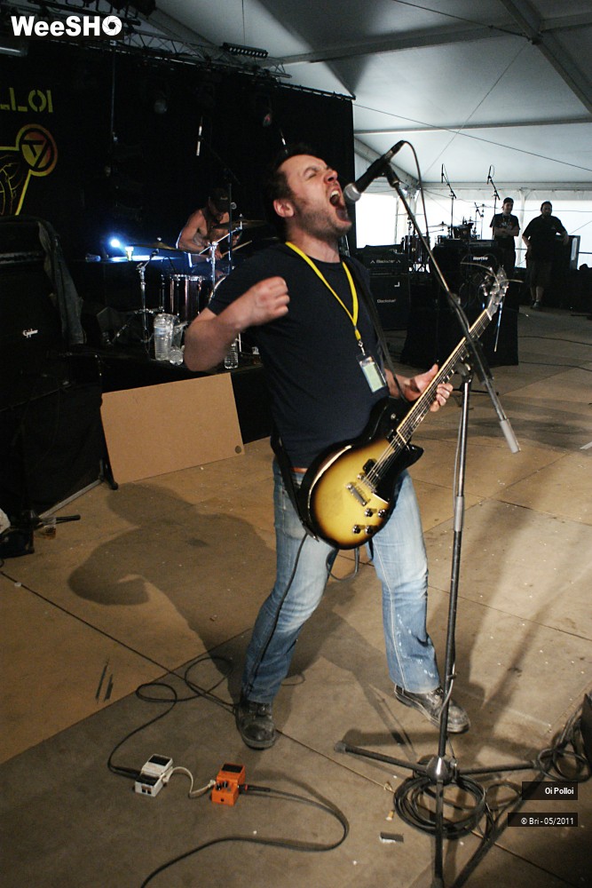 21/33 photos du spectacle Oi Polloi