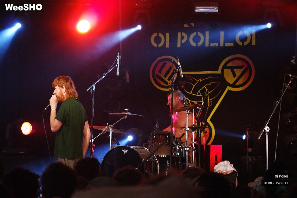 30/33 photos du spectacle Oi Polloi