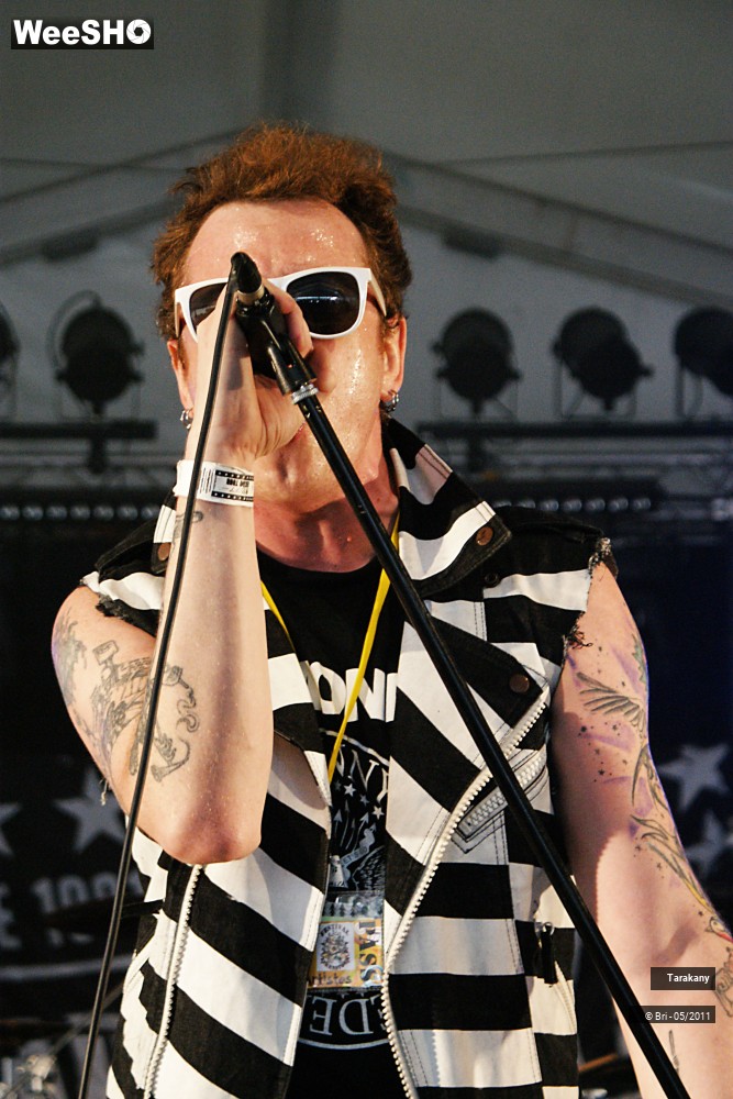 7/36 photos du spectacle Tarakany