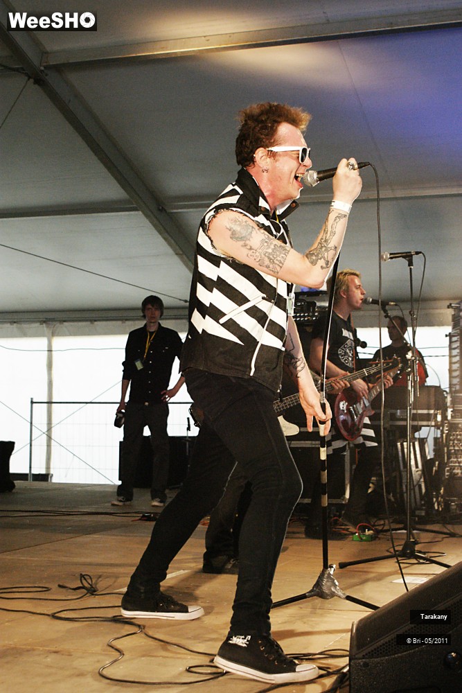 13/36 photos du spectacle Tarakany