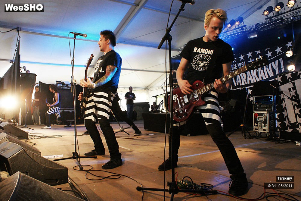 26/36 photos du spectacle Tarakany