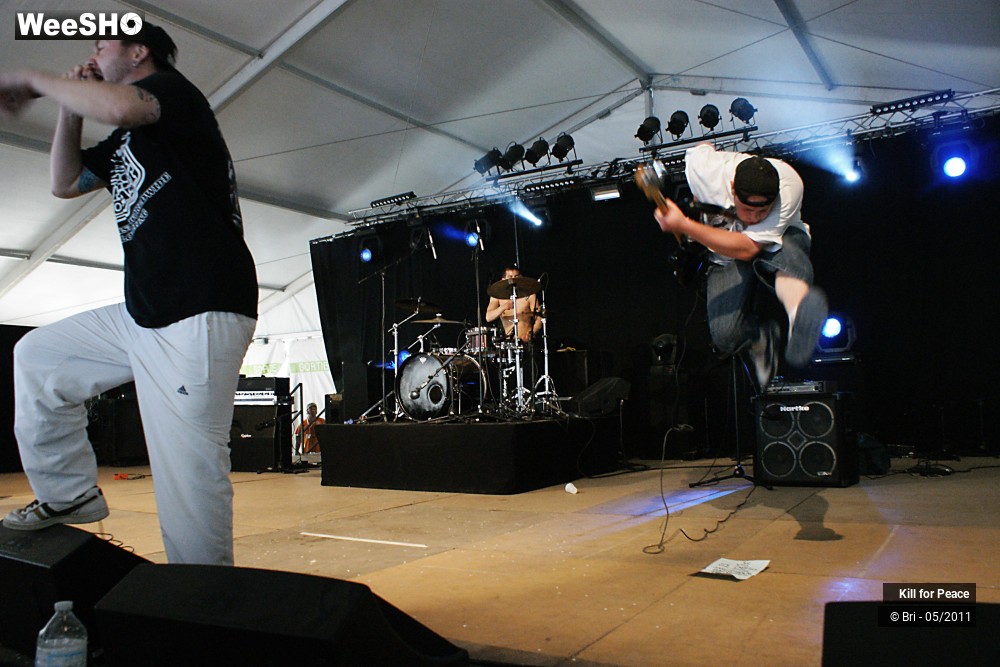 14/22 photos du spectacle Kill For Peace