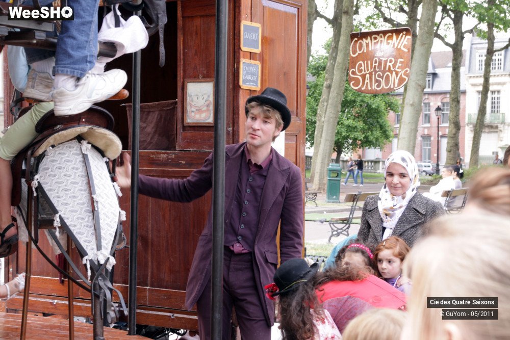 9/27 photos du spectacle Le Petit Manège