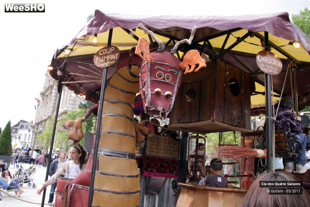 27/27 photos du spectacle Le Petit Manège