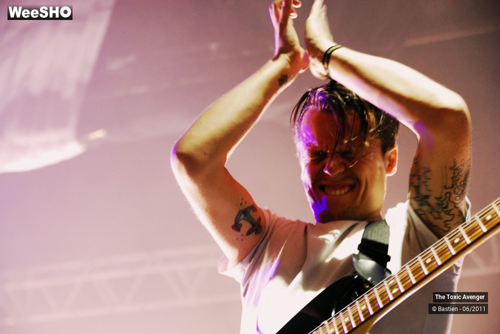 6/36 photos du spectacle The Toxic Avenger