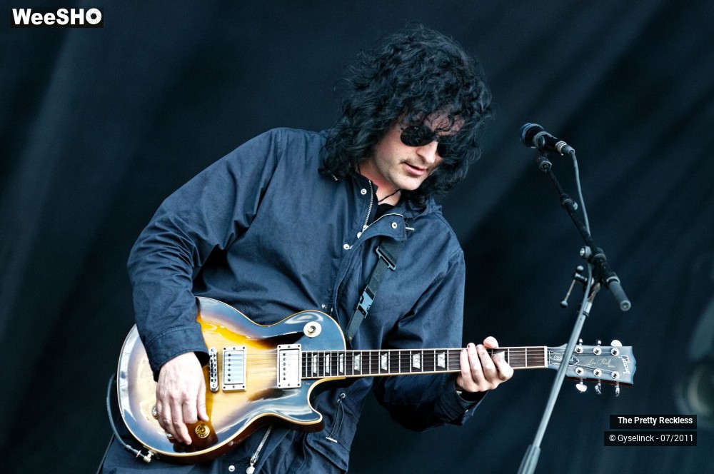 2/32 photos du spectacle The Pretty Reckless