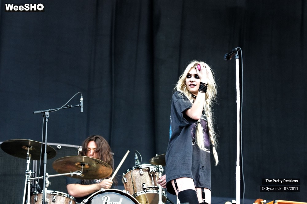 25/32 photos du spectacle The Pretty Reckless