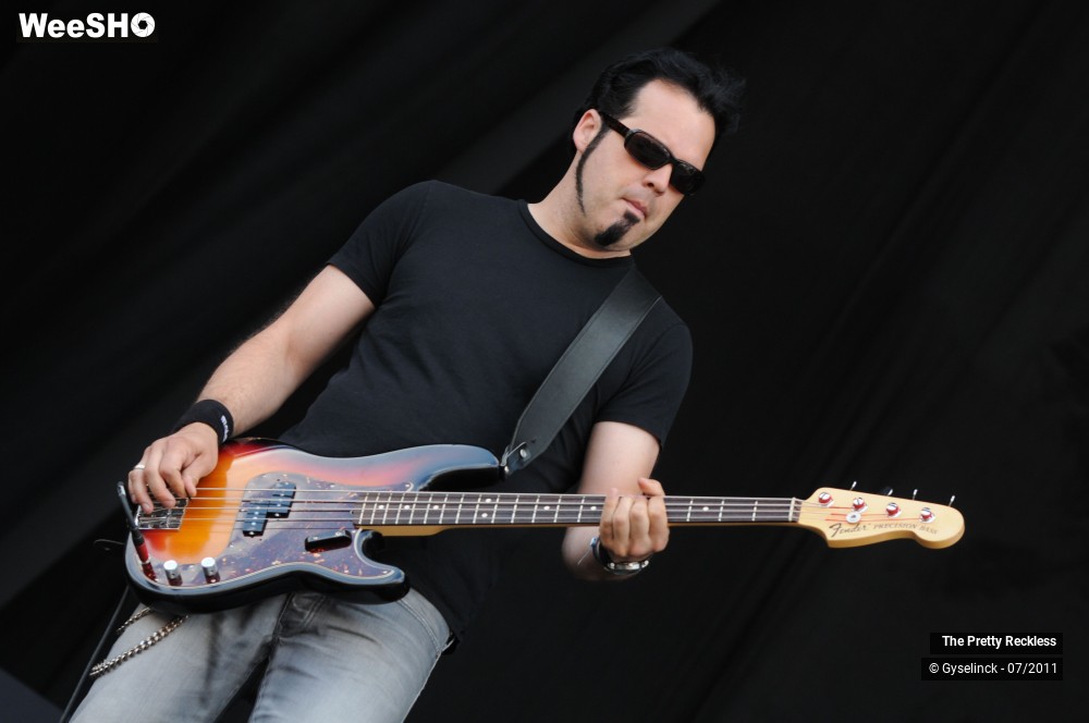 27/32 photos du spectacle The Pretty Reckless