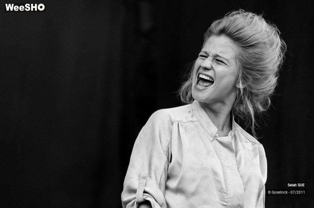 2/44 photos du spectacle Selah SUE