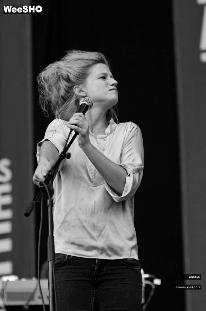 12/44 photos du spectacle Selah SUE