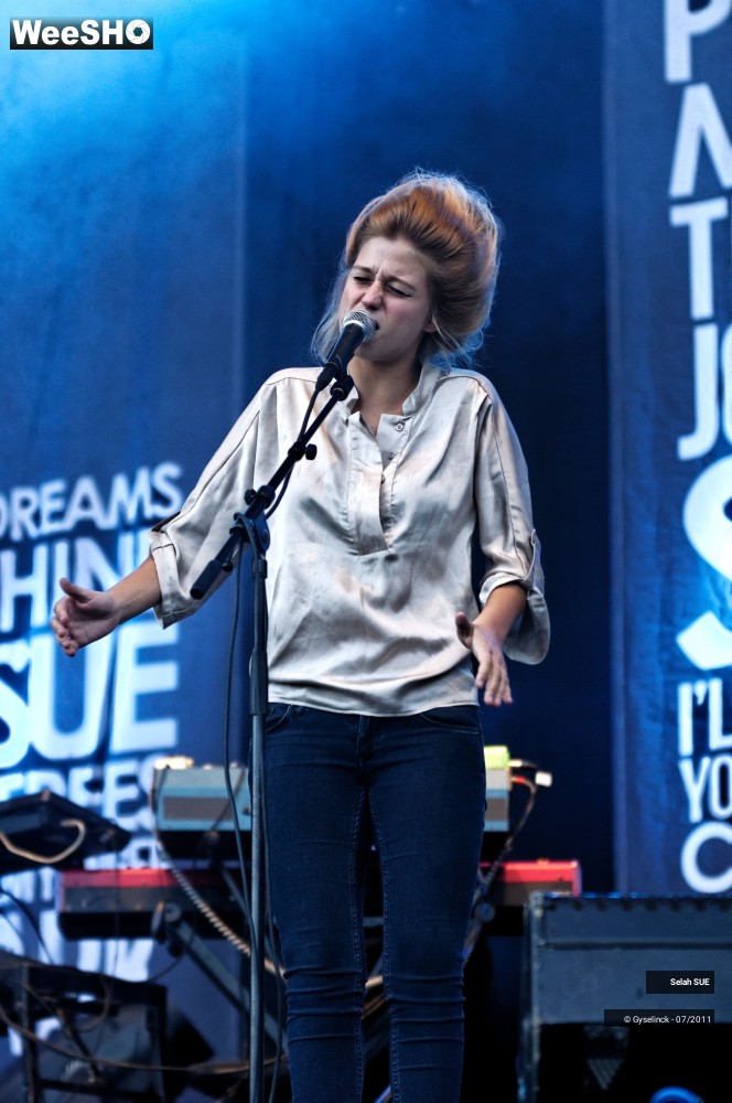 14/44 photos du spectacle Selah SUE