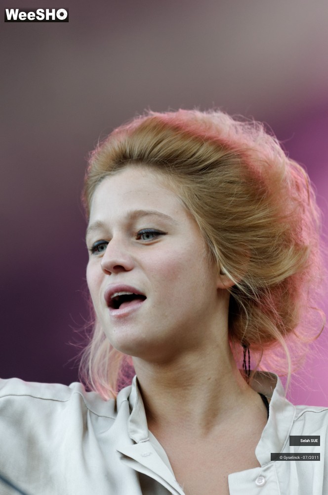 20/44 photos du spectacle Selah SUE