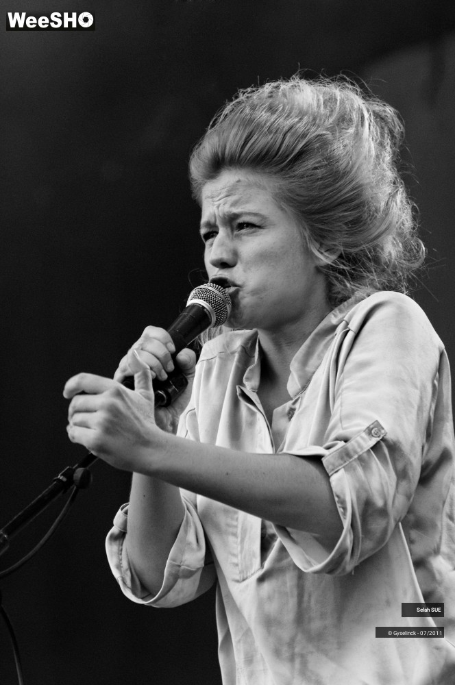 21/44 photos du spectacle Selah SUE