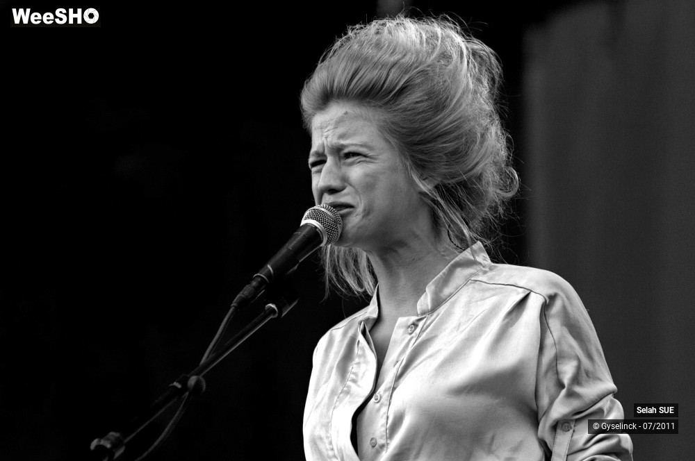 31/44 photos du spectacle Selah SUE