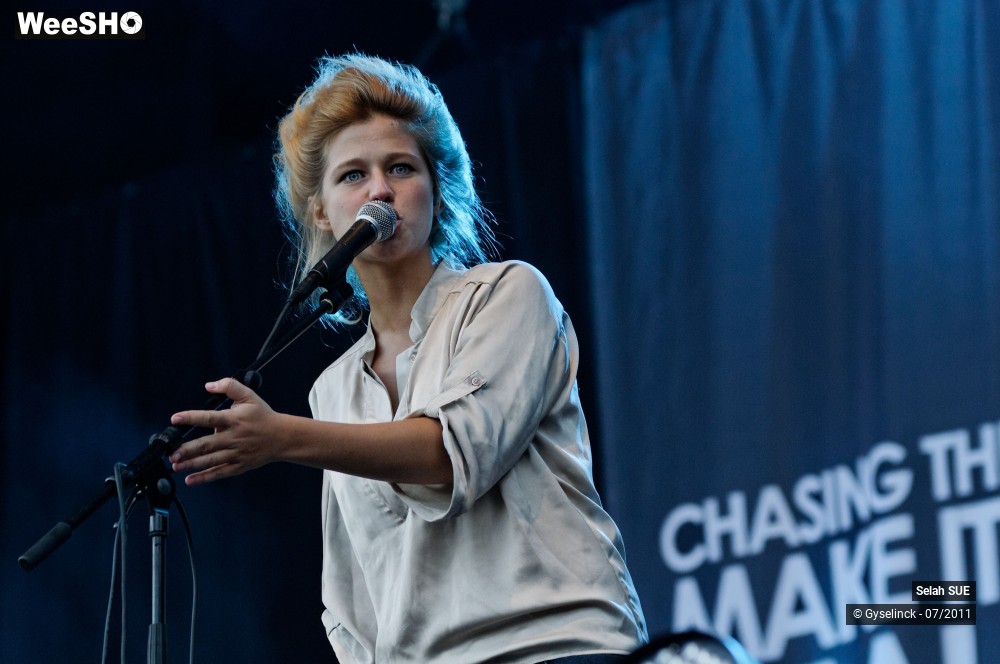 37/44 photos du spectacle Selah SUE