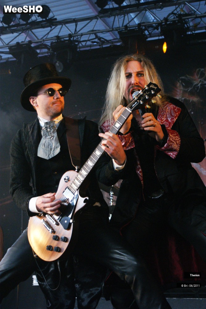 2/37 photos du spectacle Therion