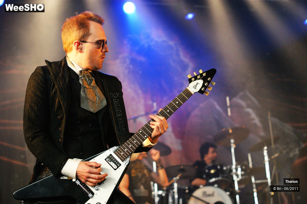 25/37 photos du spectacle Therion