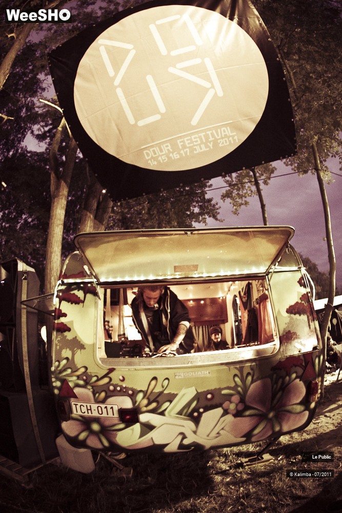 23/47 photos du spectacle Dour Ambiance Jour 1