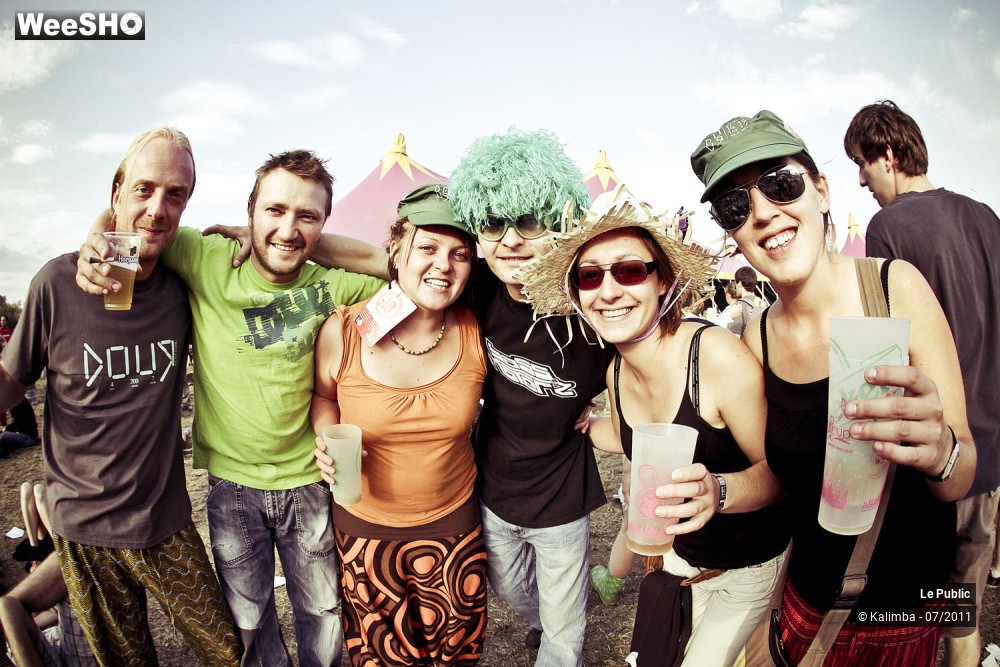 34/47 photos du spectacle Dour Ambiance Jour 2