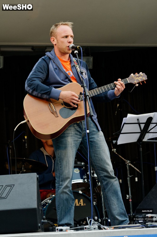 6/44 photos du spectacle Justin BLAIZ