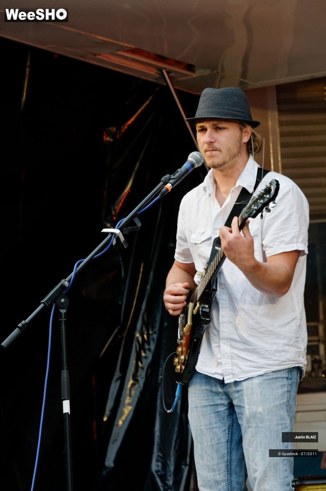 8/44 photos du spectacle Justin BLAIZ