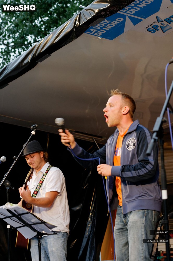 12/44 photos du spectacle Justin BLAIZ