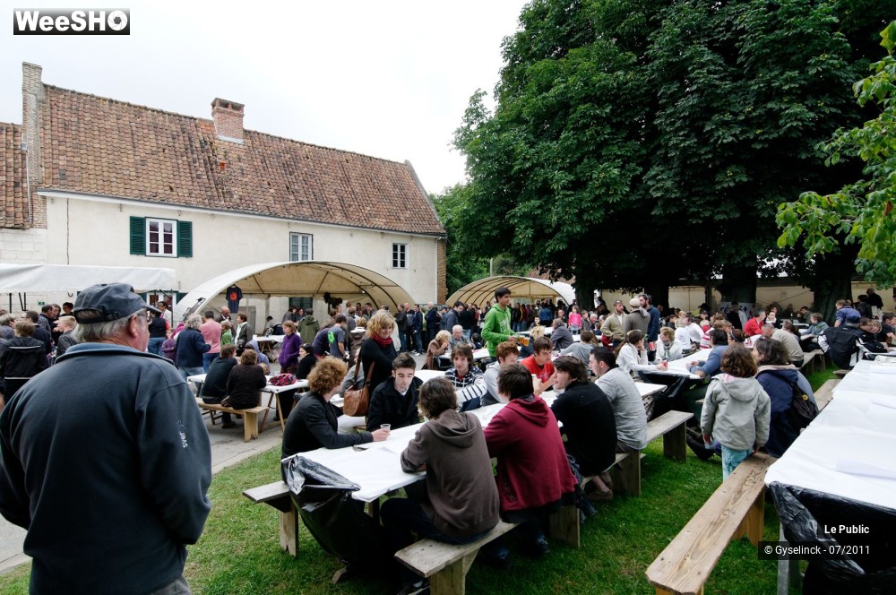 13/21 photos du spectacle Festival des Illuminés Ambiance